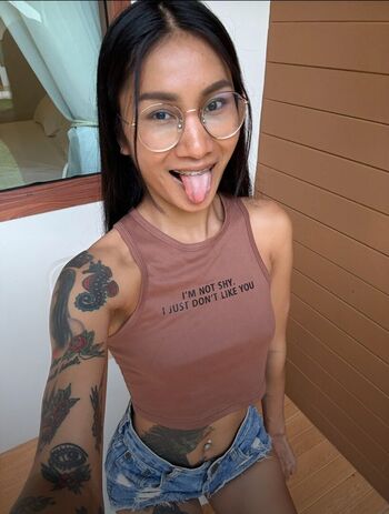 Full leaked Thai girls page private onlyfans photo