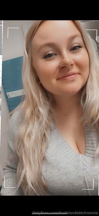 thatblondebtchronnie