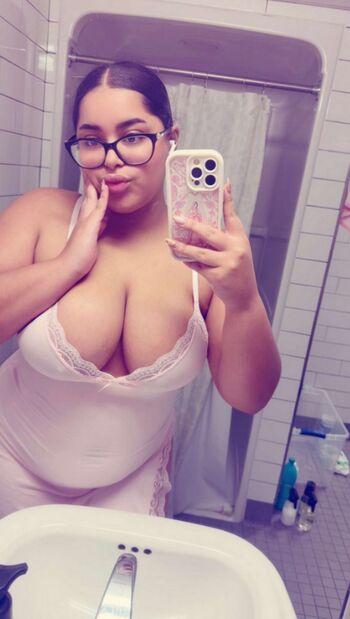 Full leaked Thatgenesisxo private onlyfans photo