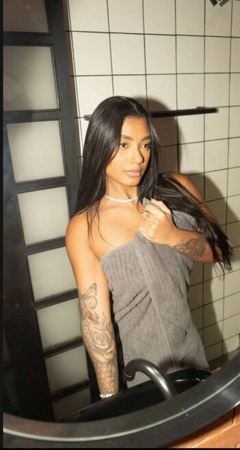 Full leaked Thayna telles private onlyfans photo