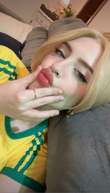 Full leaked Thaysekloppel private onlyfans photo