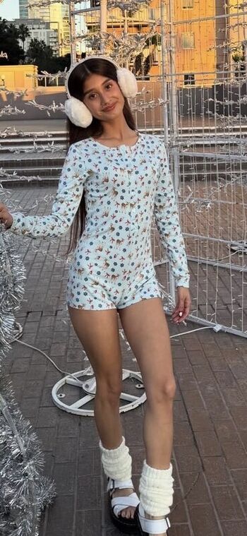 The Definitive 'Petite With An Ass' Megathread