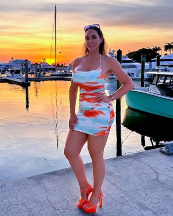 Full leaked Thealessia modelb private onlyfans photo