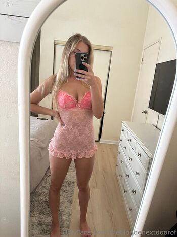 theblondenextdoorof