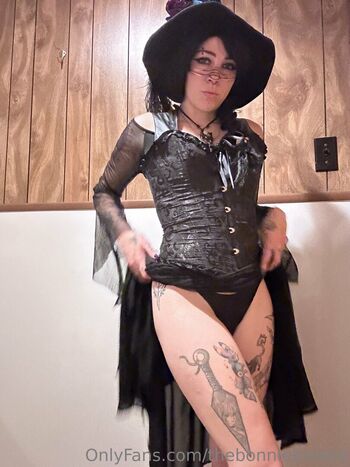 Full leaked Thebonniebowtie private onlyfans photo