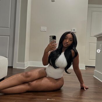 Full leaked Thediamondicee private onlyfans photo