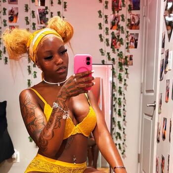 Full leaked Theeonlyyysasha private onlyfans photo