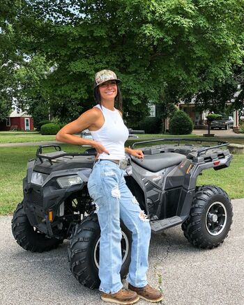 Full leaked Thefarmergrayce private onlyfans photo