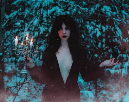 Theghostmaidens