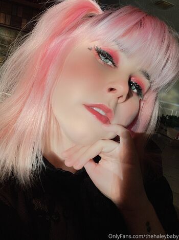 Full leaked Thehaleybaby  page private onlyfans photo