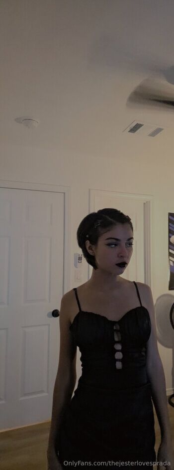 Full leaked Thejesterlovesprada private onlyfans photo