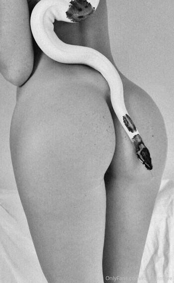 Full leaked Thekurv magazine private onlyfans photo