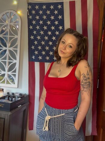 Full leaked Themommygardenerr private onlyfans photo