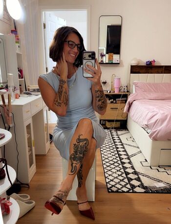 Full leaked Themotivatedgunnyvans page private onlyfans photo