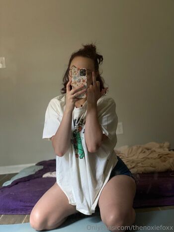 thenoxiefoxx