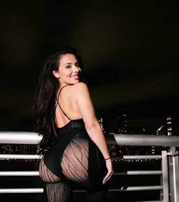 Theofficial_veronica