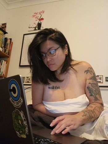 Theofficialhoney