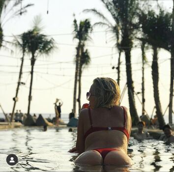 Full leaked Theonlyblondeone private onlyfans photo