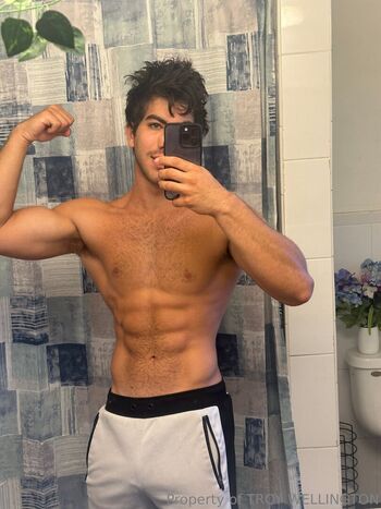 therealtroywellington