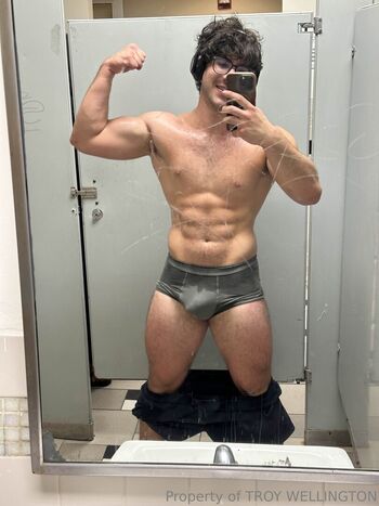 therealtroywellington