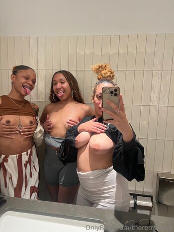 Full leaked Therenitylove private onlyfans photo