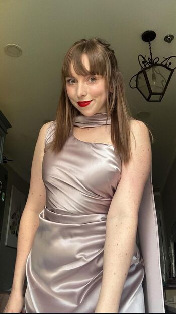 Full leaked Thesaskiarae private onlyfans photo