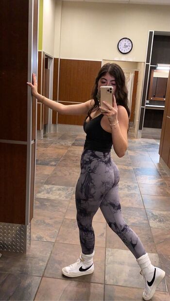 Full leaked Thewildlatina private onlyfans photo