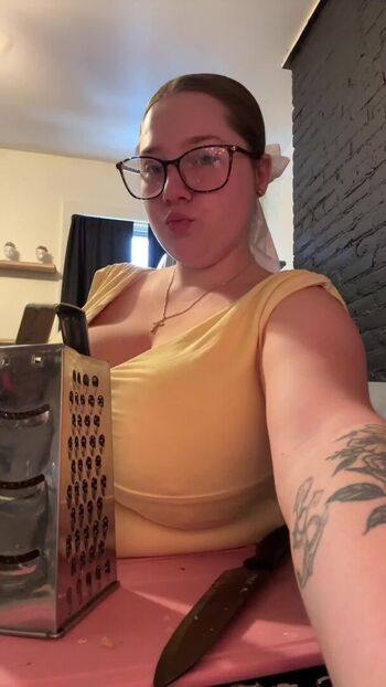 Full leaked Theycallmelilvan private onlyfans photo