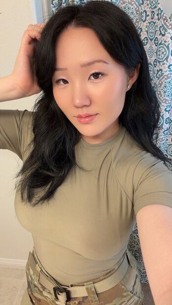 Thick Asian Women