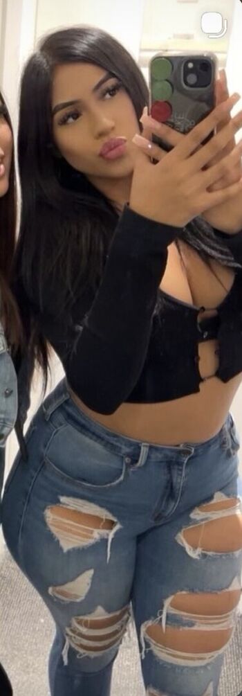 Thick Baddie _222cyn_