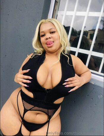 thickass_barbie