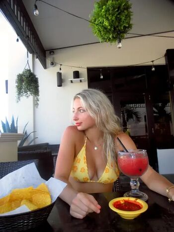 Full leaked Thismightbeselah private onlyfans photo
