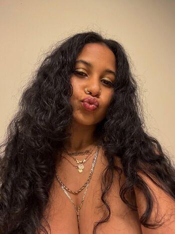 Full leaked Thumbalina x private onlyfans photo