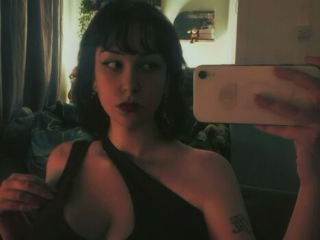 Full leaked Tiadeeznuts private onlyfans photo