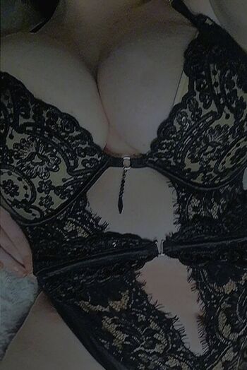 Full leaked Tiadeeznuts private onlyfans photo
