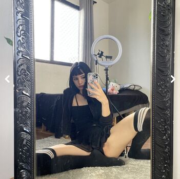 tightgoth