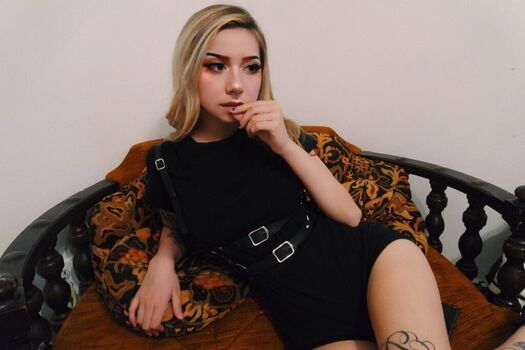 Full leaked Tiiinkkk page private onlyfans photo