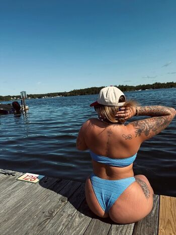 Full leaked Tillyy houstonn private onlyfans photo