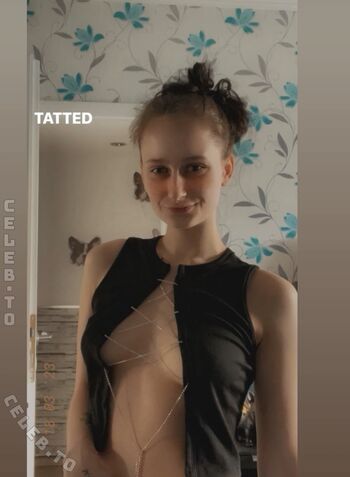 Full leaked Tinelilnumb private onlyfans photo