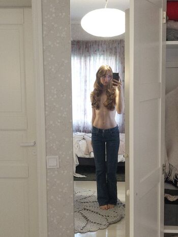 Full leaked Tinsmiu private onlyfans photo