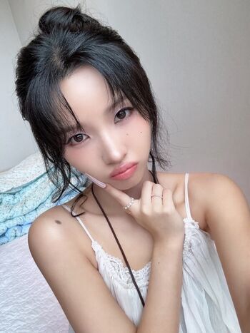 Full leaked Tiny pretty j page private onlyfans photo