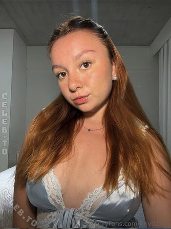Full leaked Tiny tia private onlyfans photo