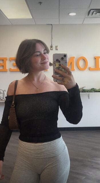 Full leaked Tinygympawg private onlyfans photo