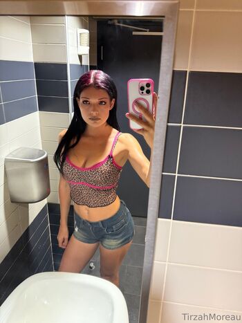 Full leaked Tirzahmoreau private onlyfans photo