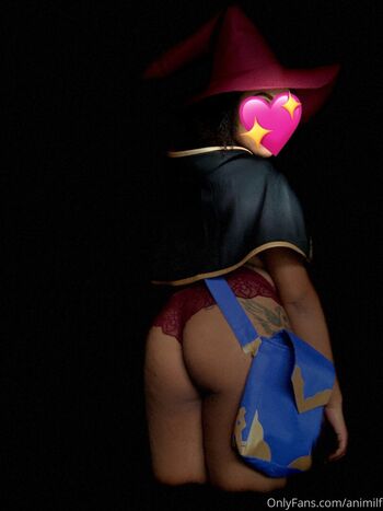 tittiesnlipstck