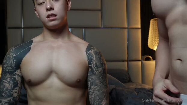 Full leaked Tituslow private onlyfans photo