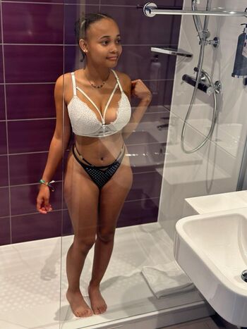 Full leaked Tiyanateen private onlyfans photo