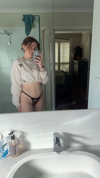 Full leaked Tomhoppusdelonge private onlyfans photo