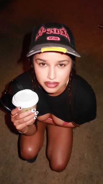 Tommy Genesis
