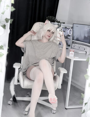 Full leaked Tontsacura private onlyfans photo